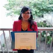 Dictó clases de historia para alumnos de segundo ciclo, es decir, desde los 10 años en adelante, también puedo ayudar con la preparación para la PSU